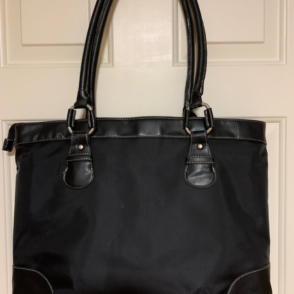 Swiss Gear Laptop, Tablet, File Folder Bag - Picture 2 of 6